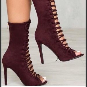 Red wine 🍷 booties💋
